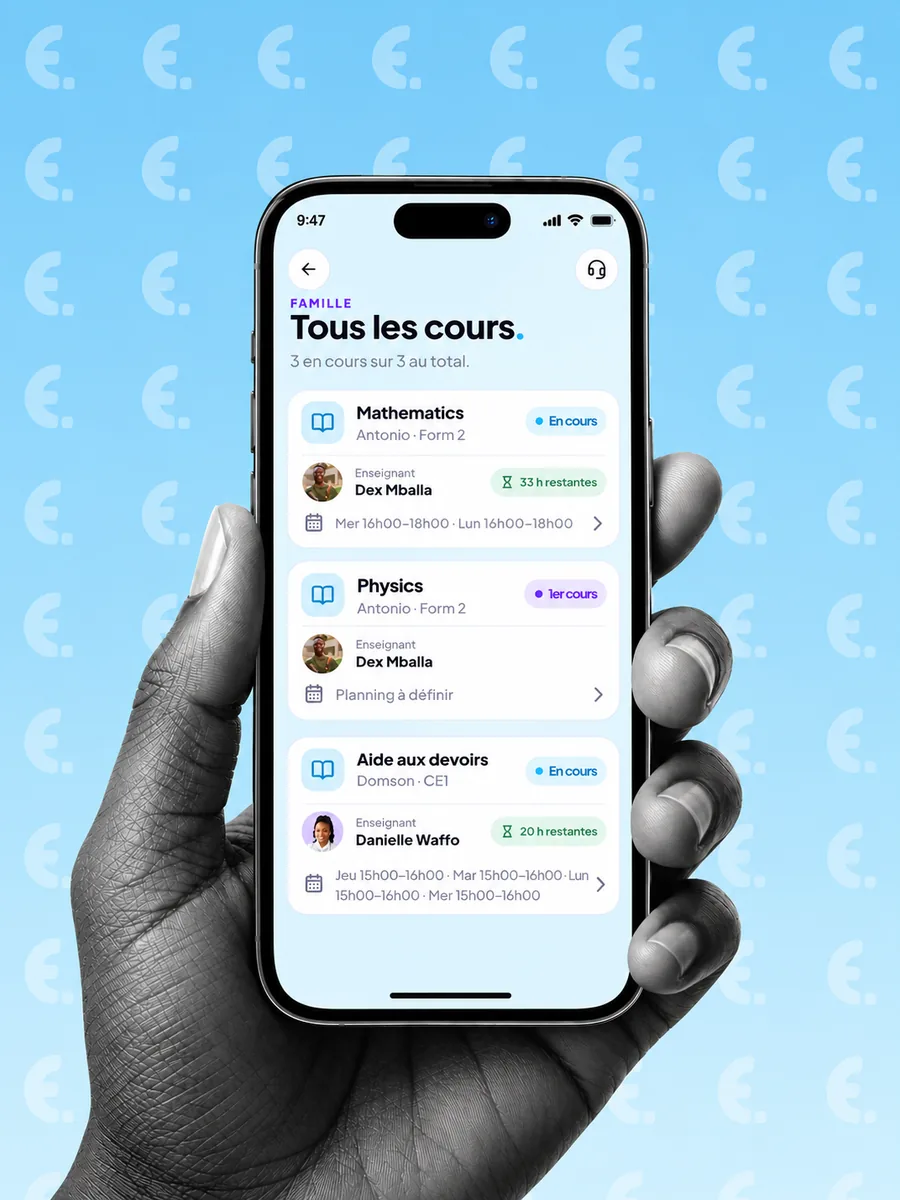 Espace famille : la liste des cours de l'enfant, avec enseignant et planning